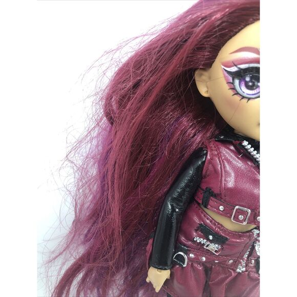 Rainbow High Mila Berrymore Doll Outfit & Boots Fashion MGA - Picture 11 of 16